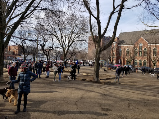 Dog Park «Wiggly Field Dog Friendly Area», reviews and photos, 2645 N Sheffield Ave, Chicago, IL 60614, USA