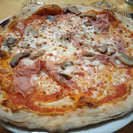 Photo n°1 de l'avis de Fa.o fait le 01/01/2023 à 23:09 sur le  Bar Pizzeria Resegone à Fuipiano Valle Imagna