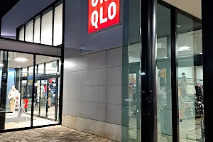 UNIQLO image