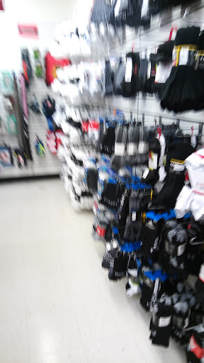 Department Store «T.J. Maxx», reviews and photos, 3030 US-34, Oswego, IL 60543, USA