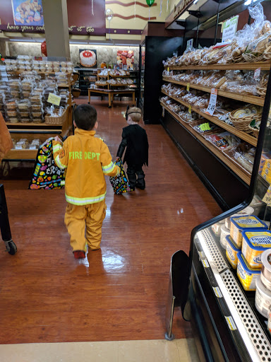 Grocery Store «Festival Foods», reviews and photos, 401 W 98th St, Bloomington, MN 55420, USA