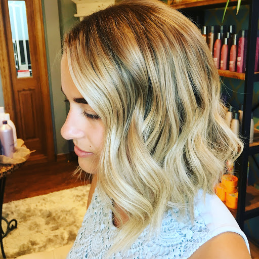 Hair Salon «The Vault Boutique Hair Lounge», reviews and photos, 1009 1st St #203, Snohomish, WA 98290, USA