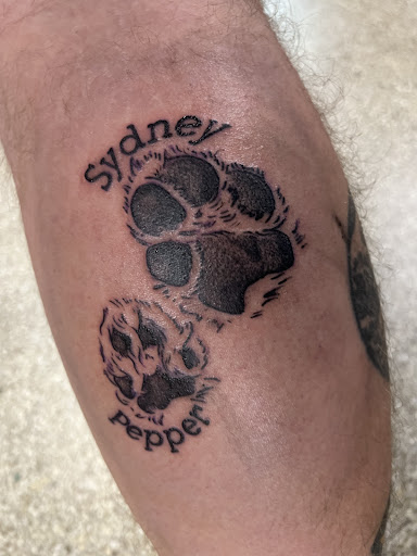 Tattoo Shop «Dallas Tattoo & Arts Company», reviews and photos, 2712 Live Oak St, Dallas, TX 75204, USA