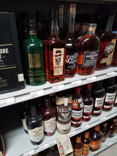 Wine Store «Oak Creek Wine & Spirits», reviews and photos, 28266 Lewes Georgetown Hwy, Milton, DE 19968, USA