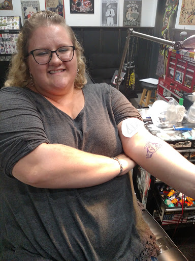 Tattoo Shop «PermaGrafix Tattoo», reviews and photos, 2217 Santiam Hwy SE, Albany, OR 97322, USA