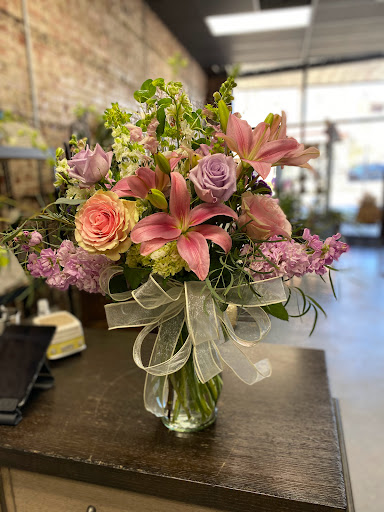 Florist «The Rosebud Flowers», reviews and photos, 501 Main St, Beech Grove, IN 46107, USA