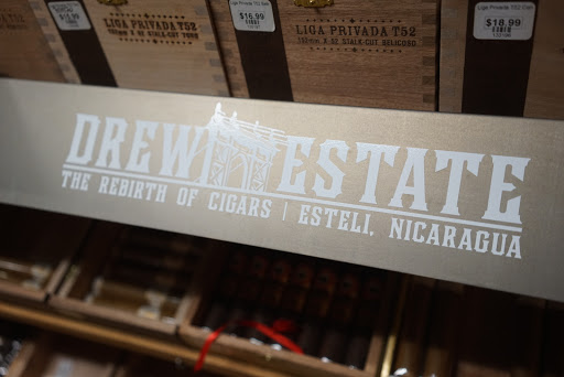 Tobacco Shop «Paradise Island Smoke Shop», reviews and photos, 3316 Snapfinger Rd, Lithonia, GA 30038, USA