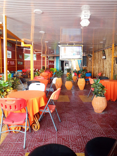 Eat Yours Resto café Night club - 10 Chaussee du Peuple Murundi, Bujumbura, Burundi
