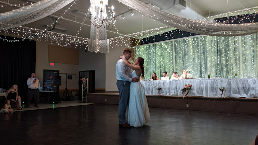 Liquor Store «Frazee Municipal Liquor Store», reviews and photos, 105 2nd St NE, Frazee, MN 56544, USA