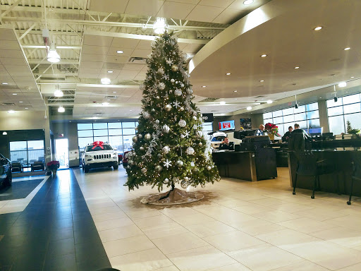 Car Dealer «Wickstrom Chrysler Jeep Dodge Ram», reviews and photos, 660 W Northwest Hwy, Barrington, IL 60010, USA