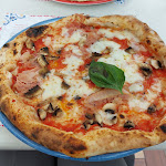 Photo n°4 de l'avis de nseopar. fait le 09/04/2024 à 19:38 sur le  Pizzium - Isola à Milan