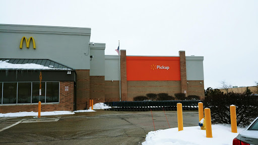 Department Store «Walmart Supercenter», reviews and photos, 201 Edwards Blvd, Lake Geneva, WI 53147, USA