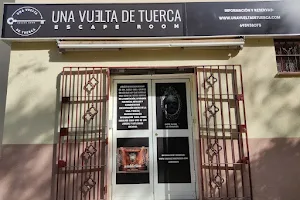 UNA VUELTA DE TUERCA Escape Room Jerez image