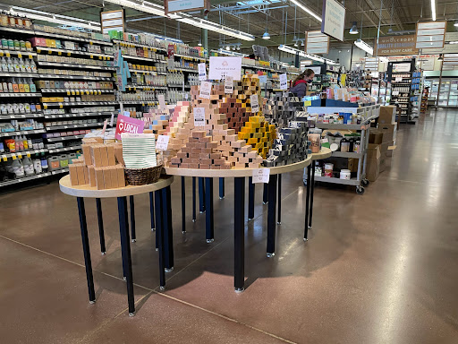 Grocery Store «Whole Foods Market», reviews and photos, 4944 Shelbyville Rd, Louisville, KY 40207, USA
