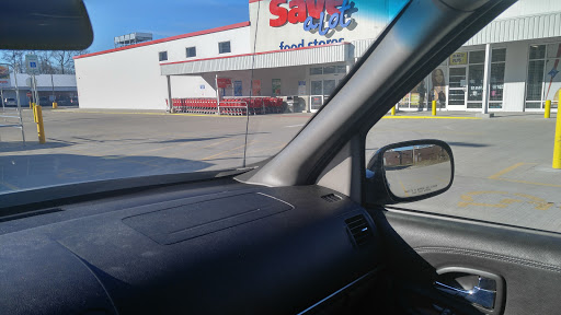 Grocery Store «Save-A-Lot», reviews and photos, 4 Vieux Carre Dr, East St Louis, IL 62203, USA