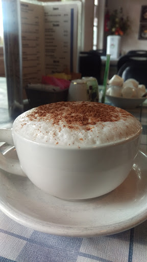 Coffee Shop «Highlander Cafe», reviews and photos, 638 N Citrus Ave, Crystal River, FL 34428, USA