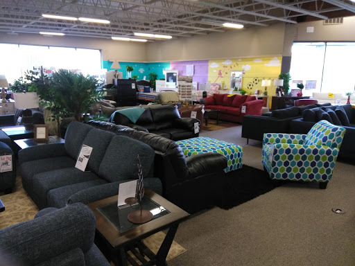 Furniture Store «JR Furniture Tigard», reviews and photos, 14255 SW Pacific Hwy, Tigard, OR 97224, USA