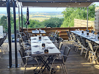 Atmosphère du Restaurant français Le Panoramic à Cassel - n°19