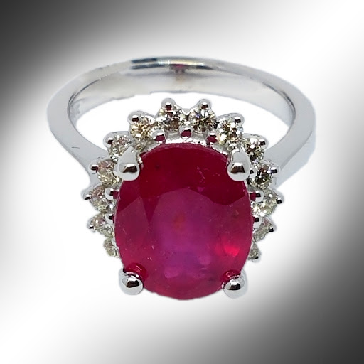 Jewelry Store «Saatchi Jewelry», reviews and photos, 4545 Austin Blvd, Island Park, NY 11558, USA