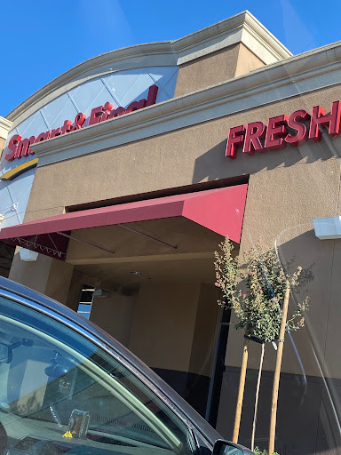 Grocery Store «Smart & Final Extra!», reviews and photos, 5775 Johnson Dr, Pleasanton, CA 94588, USA