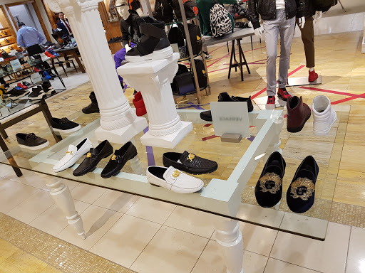 Department Store «Saks Fifth Avenue», reviews and photos, 9700 Collins Ave, Bal Harbour, FL 33154, USA