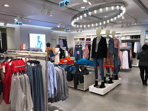 H&M