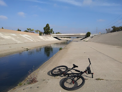 San Gabriel River Bike Trail - Santa Fe Dam Entrance