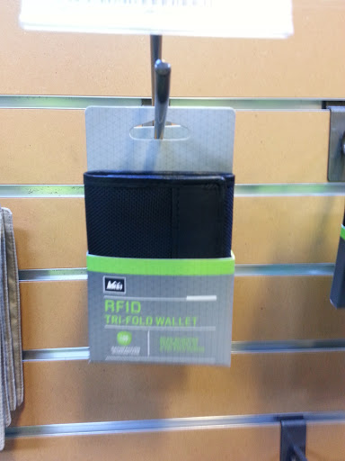 Camping Store «REI», reviews and photos, 22 Chapel View Blvd, Cranston, RI 02920, USA