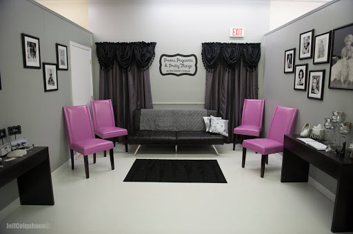 Proms Pageants & Pretty Things, 5325 Peters Creek Rd, Roanoke, VA 24019, USA, 