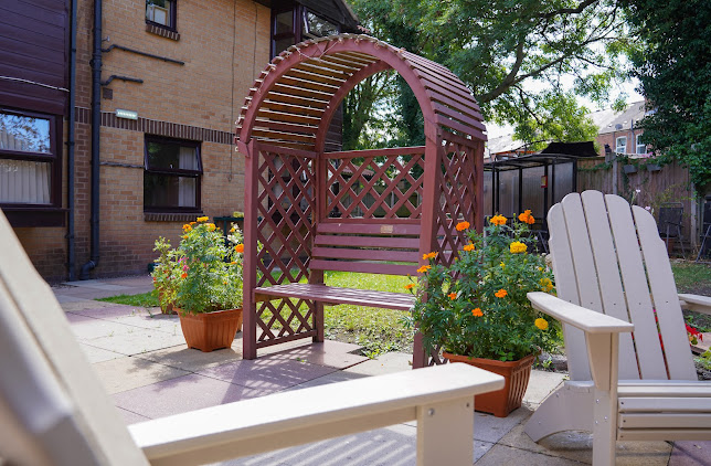Sherwood Forest Residential and Nursing Home - Sanctuary Care - Derby