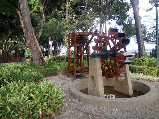 Jardín Mágico Malecón 2000