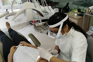 Smiles Unlimited Multispeciality Dental Clinic image