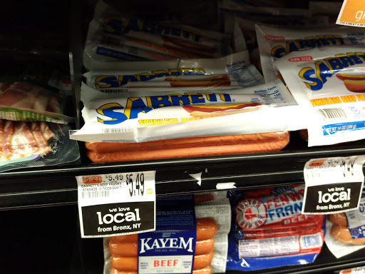 Grocery Store «Hannaford Supermarket», reviews and photos, 220 Washington St, Claremont, NH 03743, USA