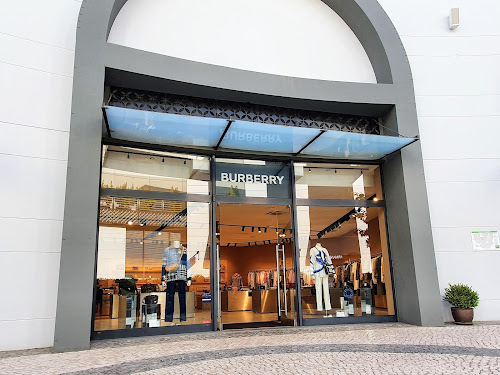Burberry Outlet em Alcochete