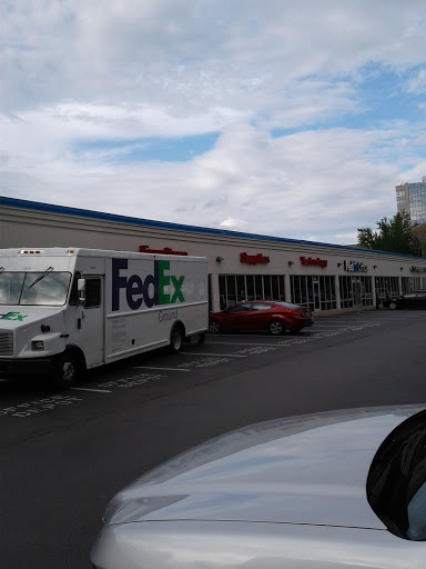 Print Shop «FedEx Office Print & Ship Center», reviews and photos, 2308 West End Ave, Nashville, TN 37203, USA