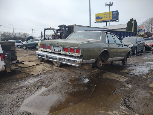 Used Car Dealer «Advance Auto Mart», reviews and photos, 5400 W North Ave, Chicago, IL 60639, USA