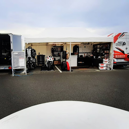 Easy Renter | Location Moto Cholet - Ouest Racing Services à Sèvremoine