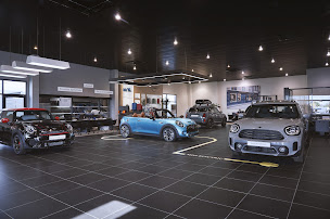 Photo n°2 de MINI STORE EQUATION TOULOUSE à Labège ()