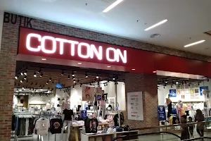 Cotton On Avenue K image