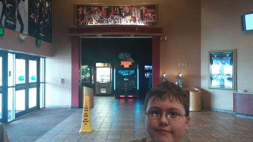 Movie Theater «CINEMARK 14 MANSFIELD TOWN CENTER», reviews and photos, 2355 Walker Lake Rd, Mansfield, OH 44903, USA