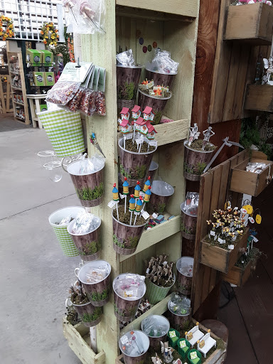 Florist «Bayport Flower Houses, Inc.», reviews and photos, 940 Montauk Hwy, Bayport, NY 11705, USA