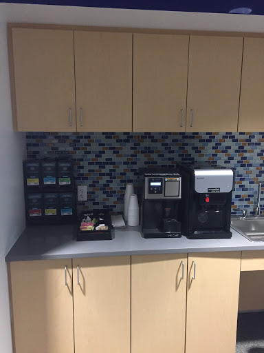 Chevrolet Dealer «Carter Chevrolet», reviews and photos, 1229 Main St, Manchester, CT 06040, USA