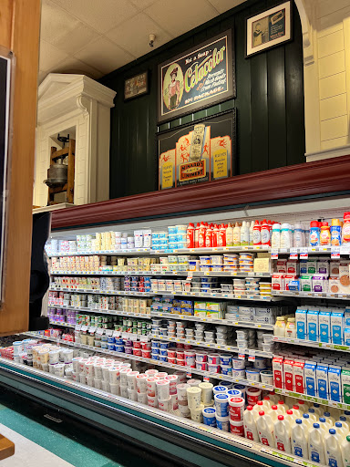 Grocery Store «Petaluma Market», reviews and photos, 210 Western Ave, Petaluma, CA 94952, USA