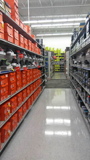 Sporting Goods Store «Academy Sports + Outdoors», reviews and photos, 1260 S Amity Rd, Conway, AR 72032, USA