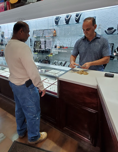 Pawn Shop «Budget Buy & Sell», reviews and photos, 2 E Main St, Patchogue, NY 11772, USA