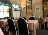 Atmosphère du Restaurant Un ptit creux à Bar-sur-Aube - n°1