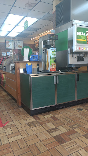 Restaurant «SUBWAY®Restaurants», reviews and photos, 1709 Gornto Rd A, Valdosta, GA 31601, USA