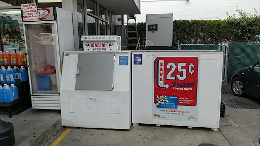 Gas Station «Sunoco Gas Station», reviews and photos, 540 Mamaroneck Ave, Mamaroneck, NY 10543, USA