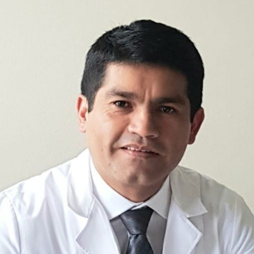 Dr. Ramiro Diaz Rios, Gastroenterólogo
