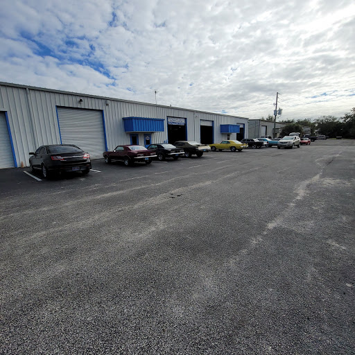 Auto Repair Shop «Central Florida Auto Repair», reviews and photos, 1779 S Orange Blossom Trail, Apopka, FL 32703, USA